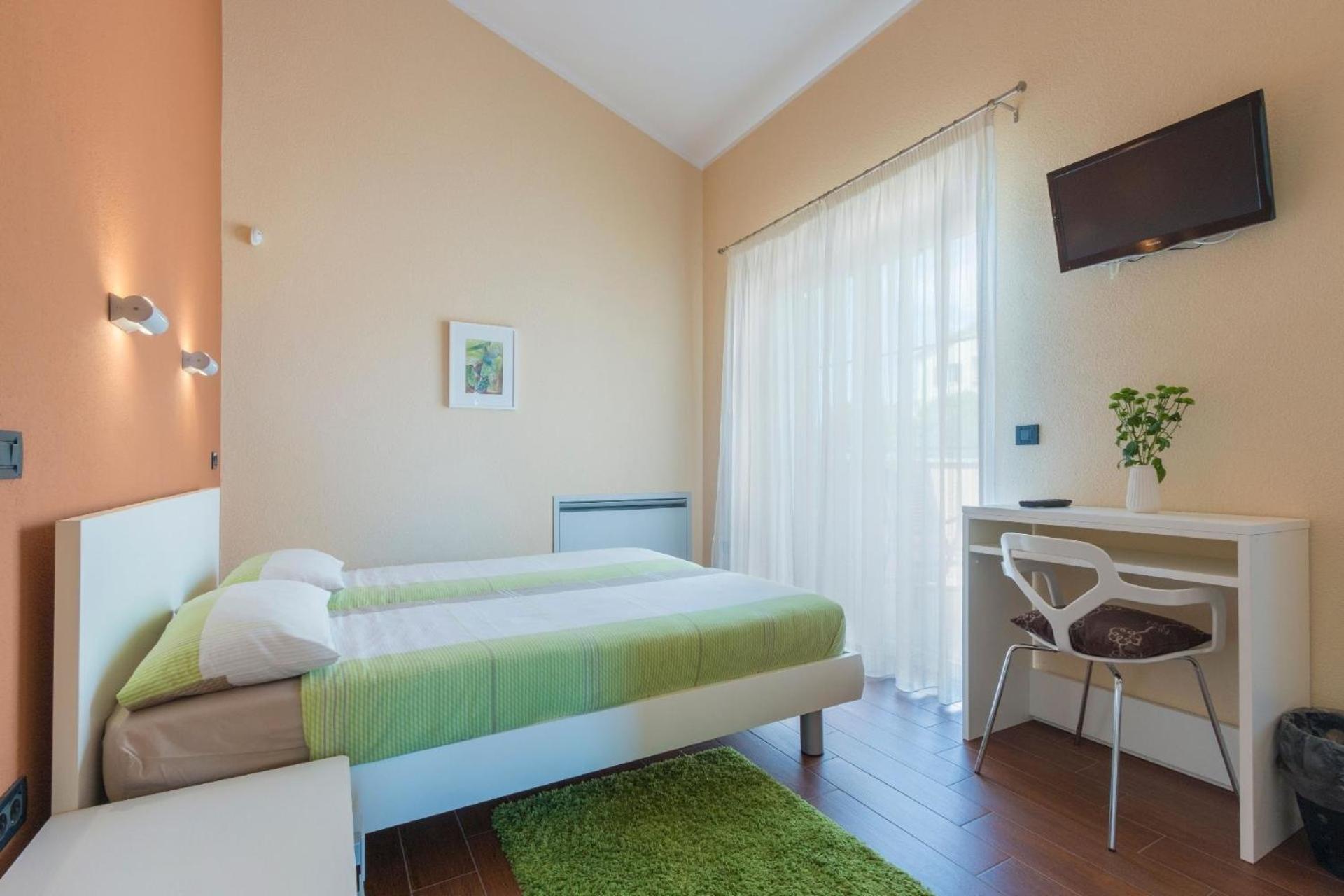 Ferienhaus In Pomer Mit Privatem Beheizten Pool Und Meerblick Exteriér fotografie
